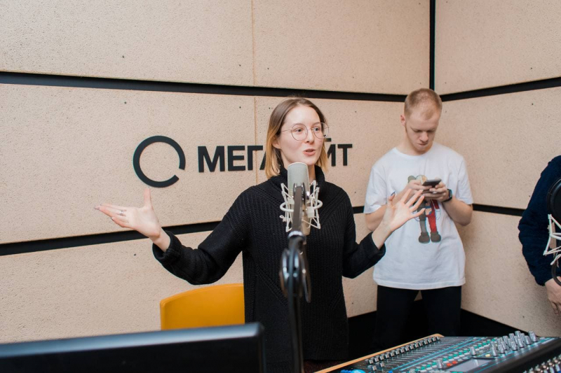 Ekaterina Smelaya at Megabyte radio
