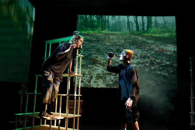 A scene from the play The Tiger Rising. Photo by Alexandra Vildtgrube
