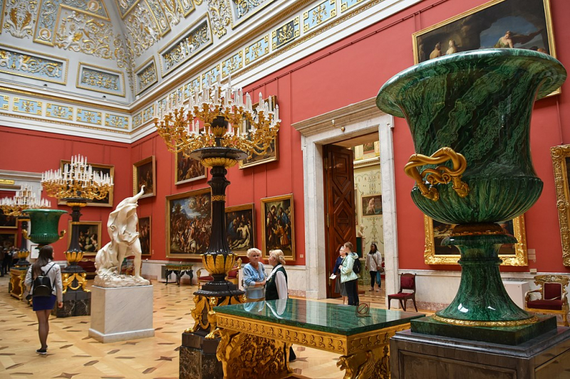 At the Hermitage. Credit: Richard Mortel / Wikimedia Commons / CC-BY-2.0
