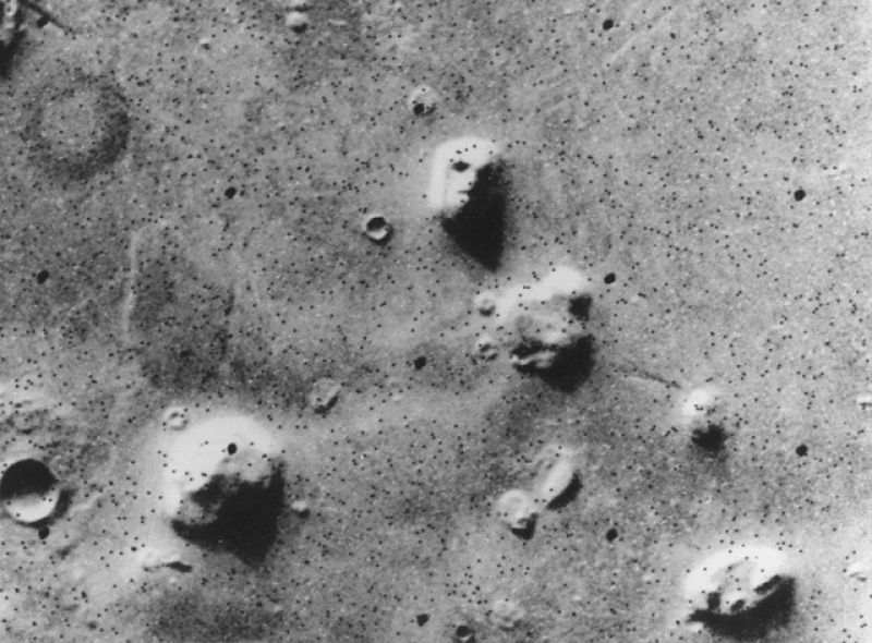 Снимок «Лица на Марсе», сделанный 25 июля 1976 года. Credit: NASA/JPL
